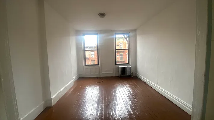 Rented by Ethan Blinder, LREB | media 2