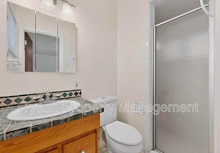 3503 Montclaire Dr NE — Photo 12