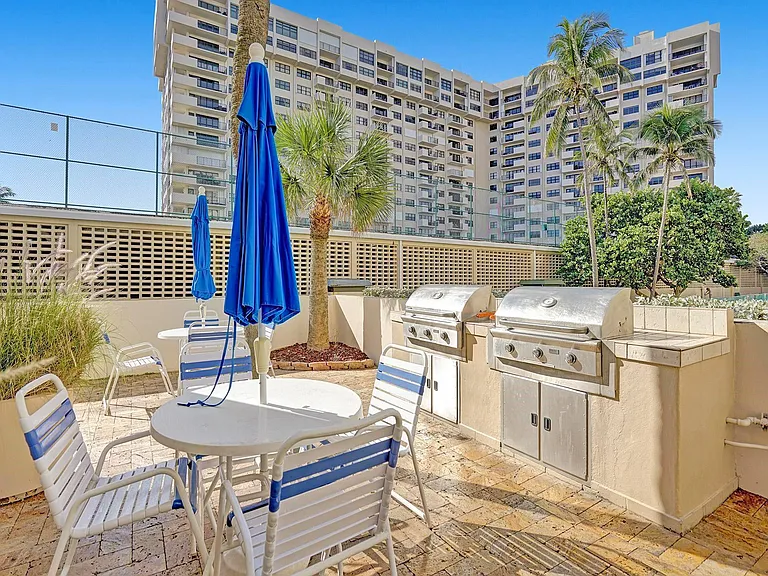 5200 N Ocean Blvd #710B — Photo 39