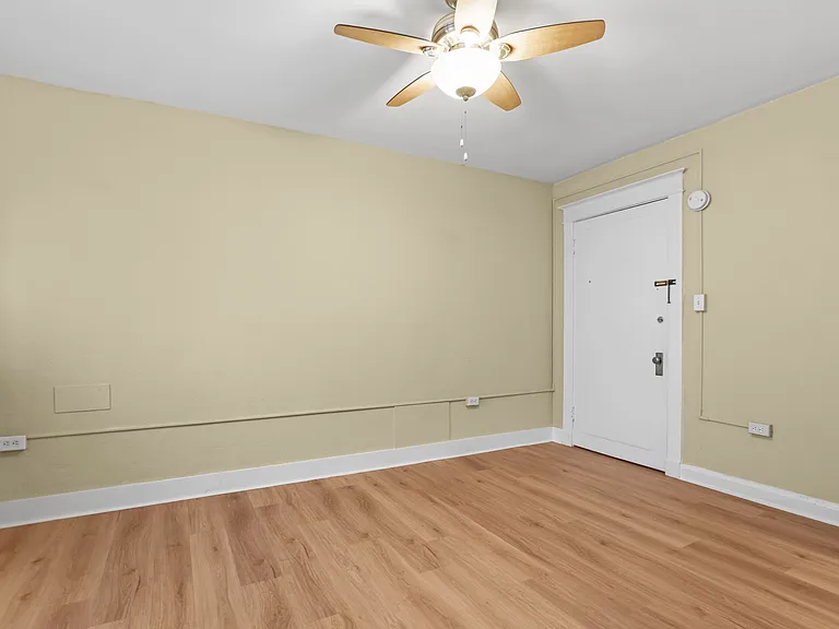 1236 Marion — Photo 5