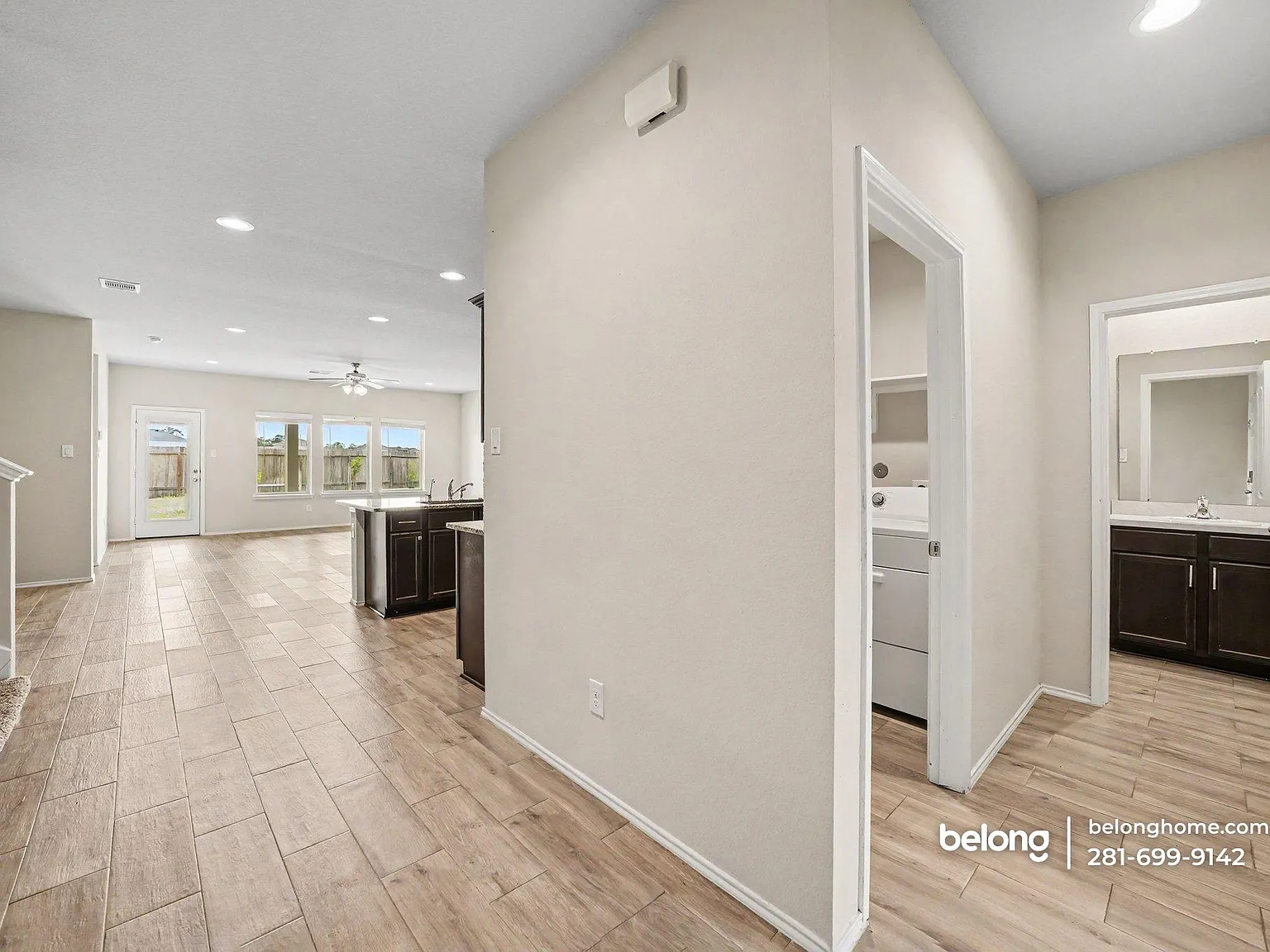 4 bed, 3.0 bath, 2426 sqft, $2,395 — Photo 4