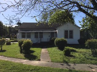 323 Clifton Ave, Natchez, MS 39120