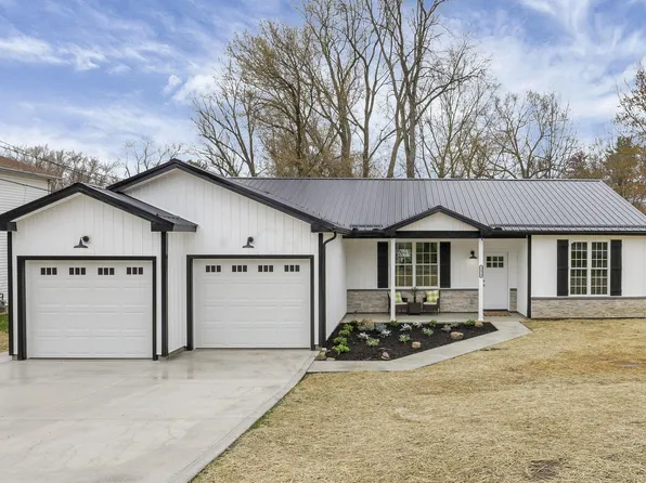 5374 Cypress Dr NE, Thornville, OH 43076