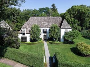 235 Hawthorn Ave, Glencoe, IL