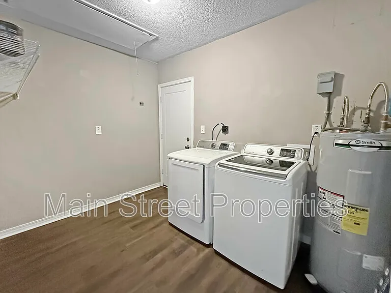 7524 Sandy Creek Dr — Photo 8