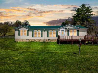1475 Daniels Run Rd NE, Check, VA, 24072