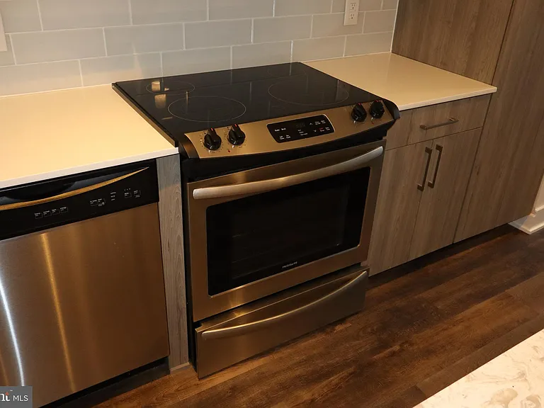 145 Riverhaven Dr #445 — Photo 4