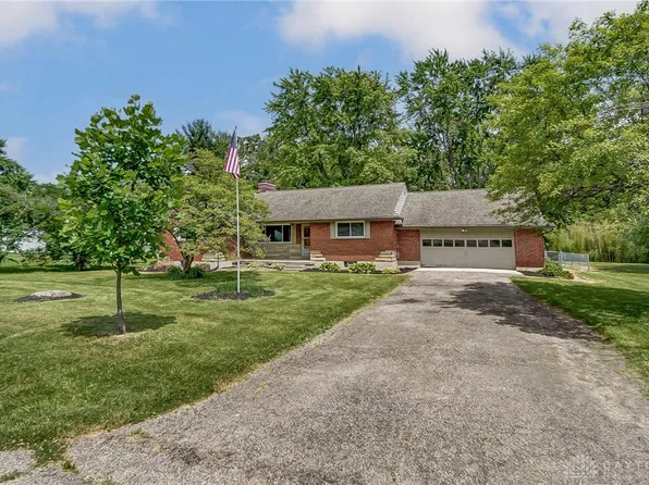 1702 Brook Lynn Dr, Dayton, OH 45432