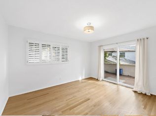 1570 Via Capri APT 2, Laguna Beach, CA 92651