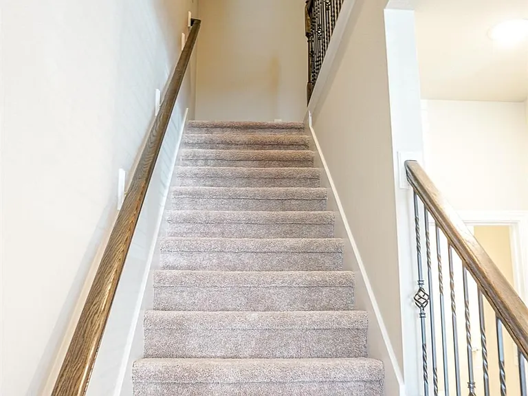15810 Perthshire Creek Dr — Photo 13