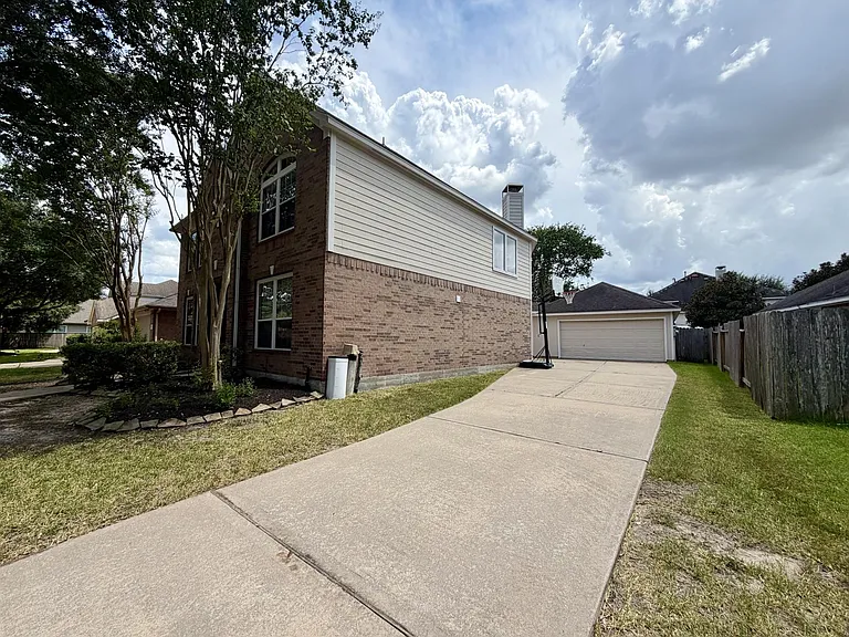 11306 Bright Canyon Ln — Photo 23