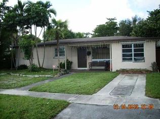 700 SW 69th Ave, Hollywood, FL 33023