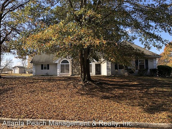 2nd image of 2391 Sherrie Ln SW