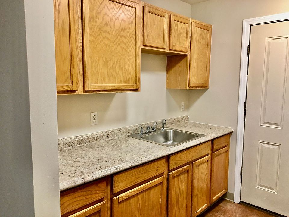 297303 Hartwell St Apartment Rentals Fall River, MA Zillow