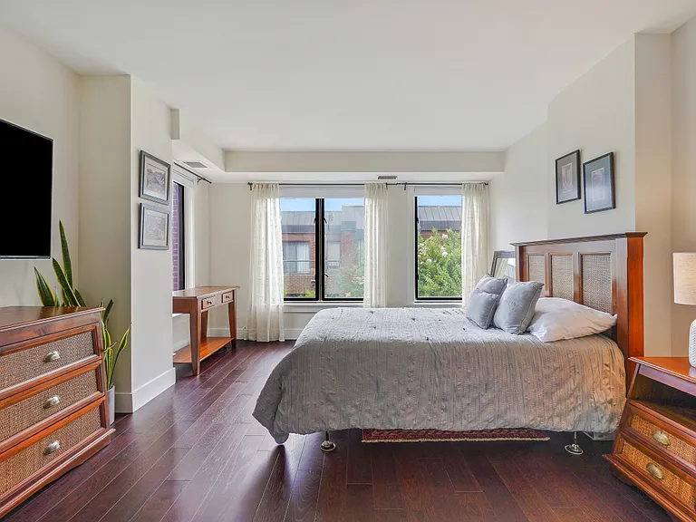 1080 Wisconsin Ave NW #3002 — Photo 11