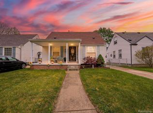 24636 Stanford St, Dearborn Heights, MI