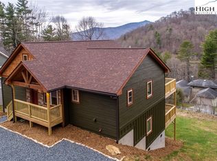 229 Holly Ln, Blowing Rock, NC 28605