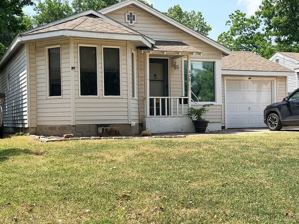406 N 19th St, Enid, OK 73701