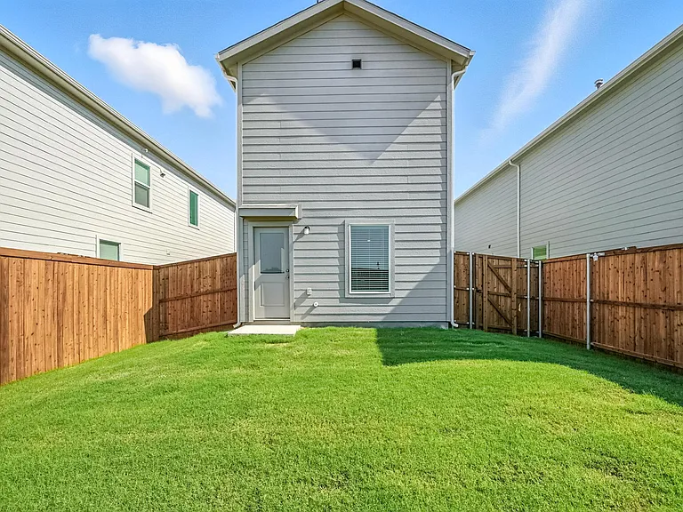 12120 Morgan St — Photo 18