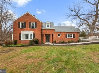 1700 Overlook Dr, Silver Spring, MD 20903