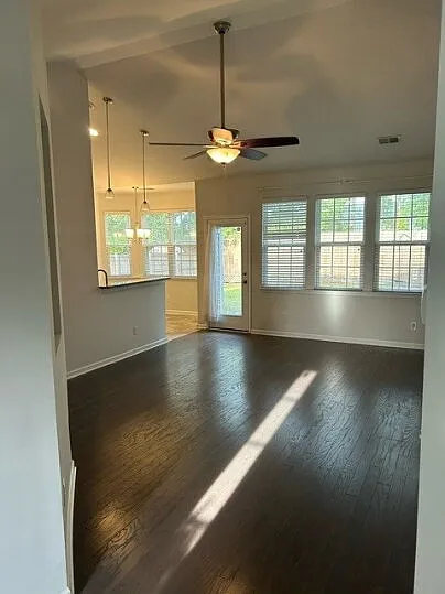 7798 High Maple Cir — Photo 2