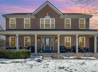 9337 Remington Hill Rd, Centerville, OH 45458