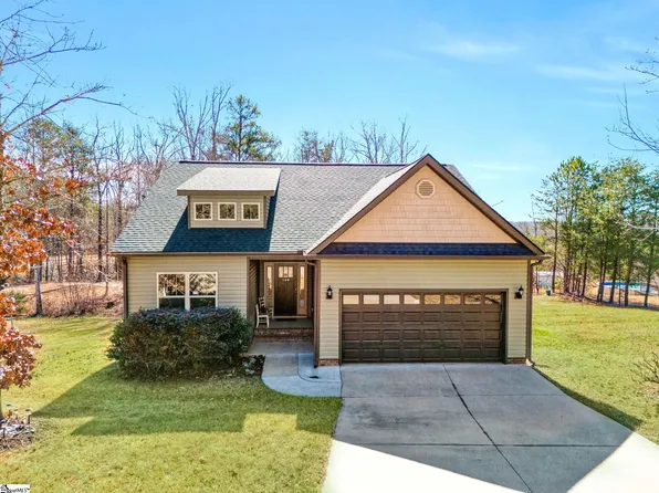 140 Morrow Rd, Landrum, SC 29356