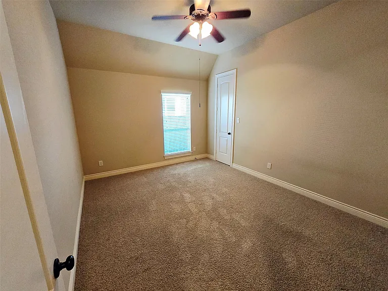 4311 Piper Shadow Ln — Photo 10
