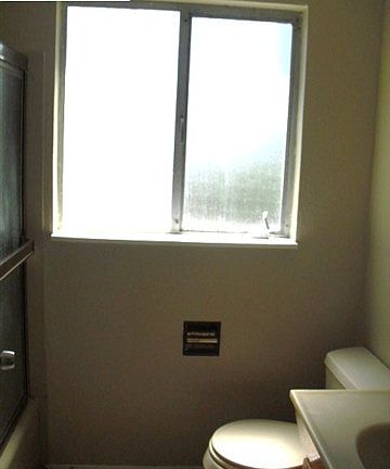 5th image of 710 Tamarack Dr