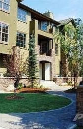 090929_Highlands_Exterior