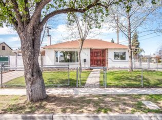 1589 N Teilman Ave, Fresno, CA