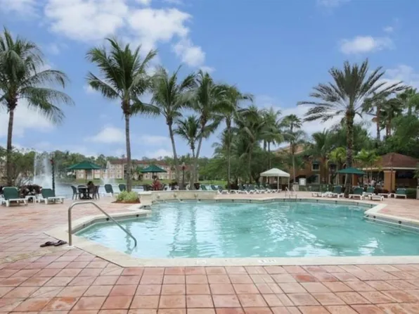 1260 Wildwood Lakes Blvd, Naples, FL