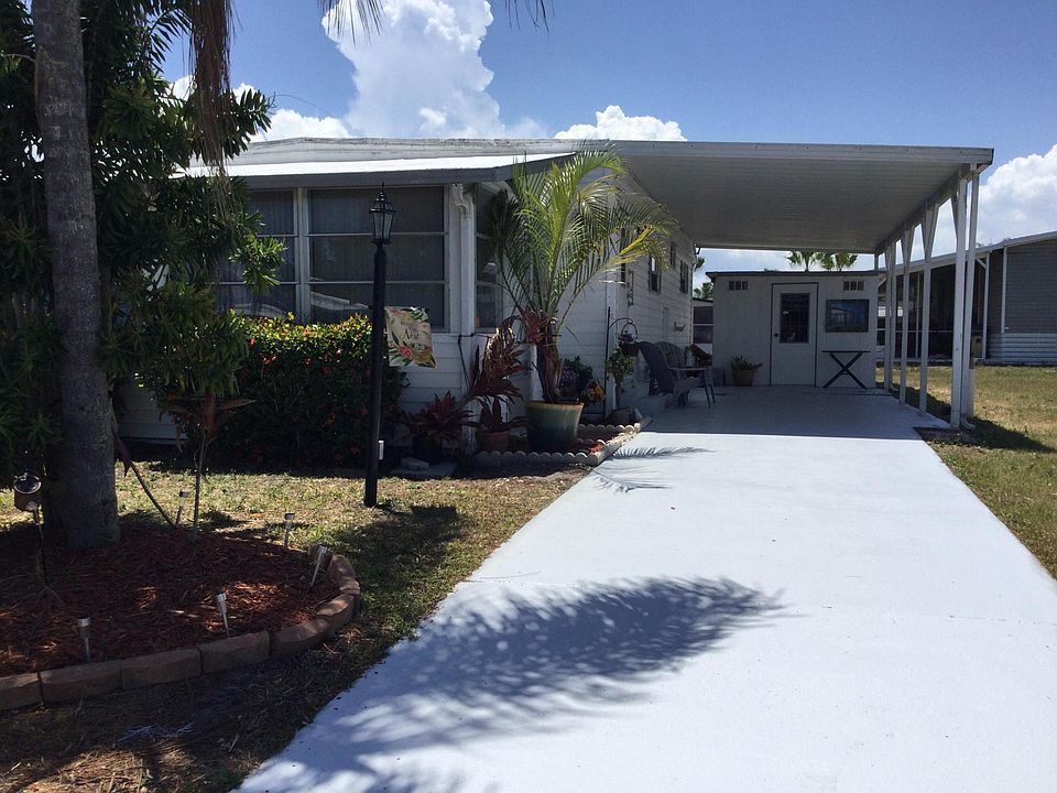 1st image of 11 SE Hernando Lane