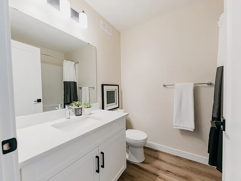 2820 Narcisse Dr — Photo 10