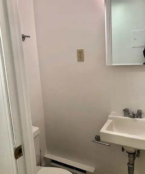 405 Beacon St #D — Photo 6