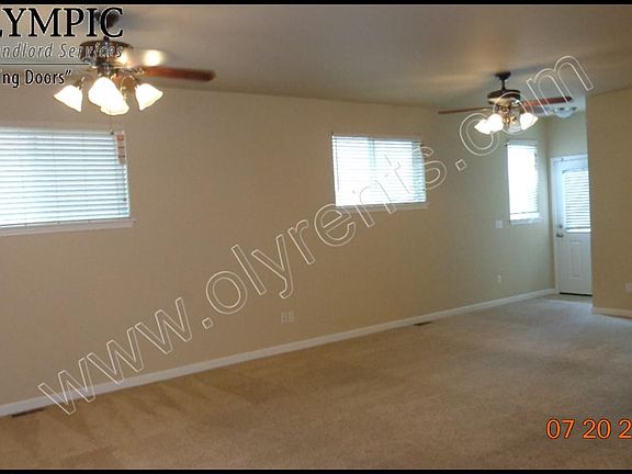 2nd image of 4517 McKinley St NE