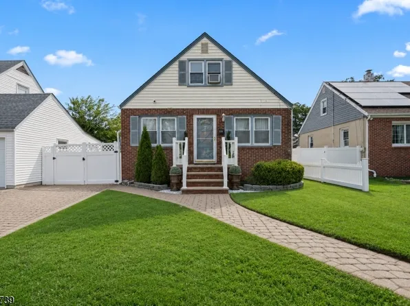 717 Sheridan Ave, Roselle, NJ 07203