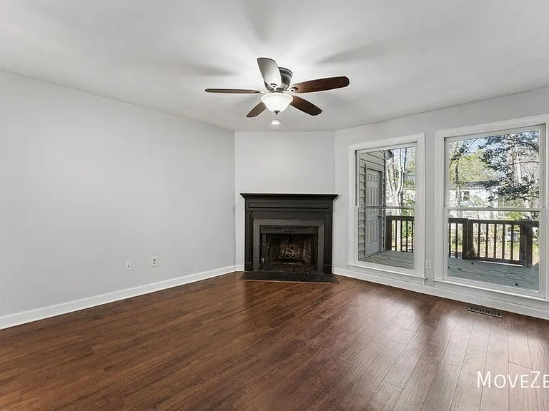 134 Sanair Ct — Photo 21