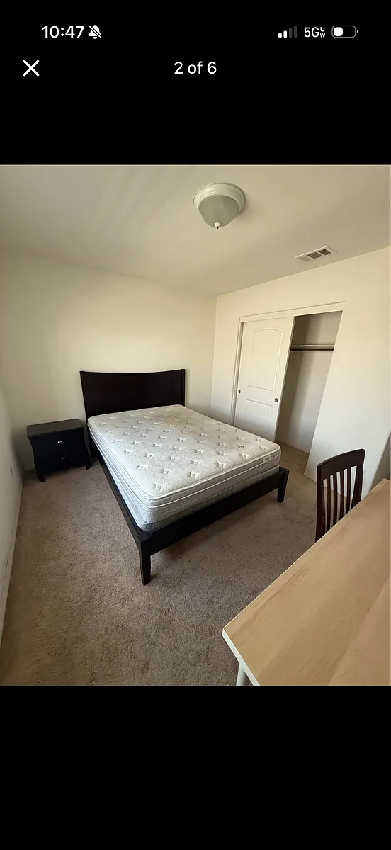 Building Photo - 14285 Corbin Dr #3