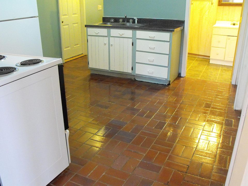 2nd image of 1872 Highway 178 W APT 1