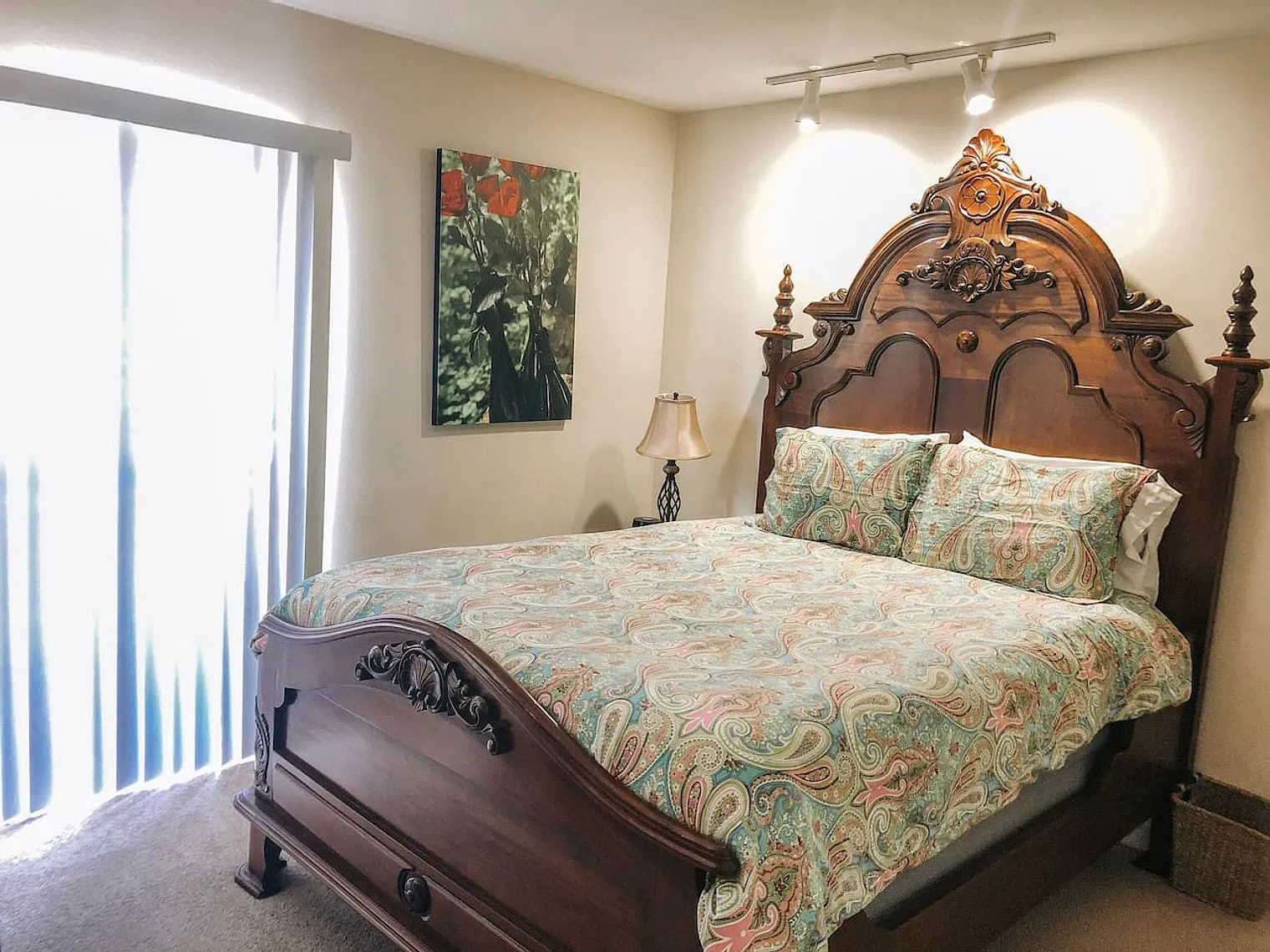 1 bed, 1.0 bath, $3,712 — Photo 3