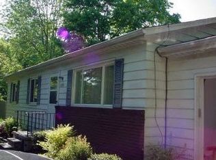 2195 Conwill Rd, Stow, OH 44224