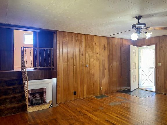 5th image of 110 Butler Ct