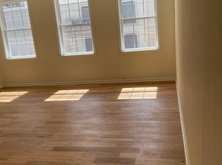 2005 Walnut St APT 3F, Philadelphia, PA 19103