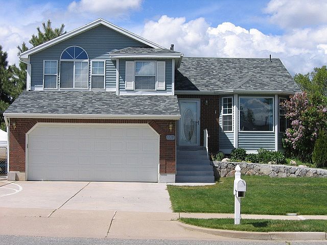 Front of House 1_04182015