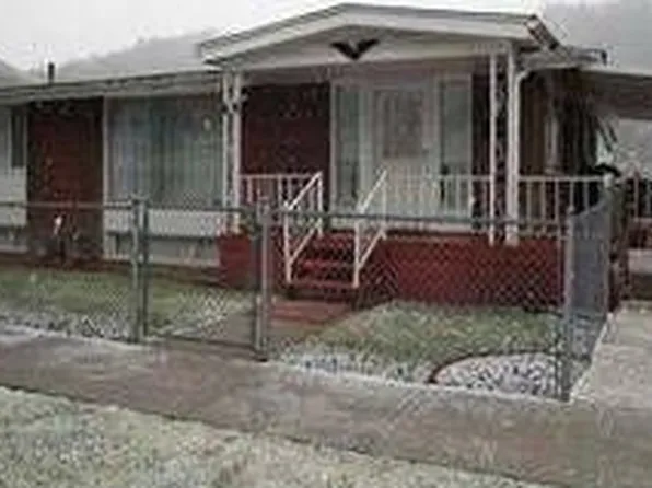 606 Howard St, Bridgeport, OH 43912