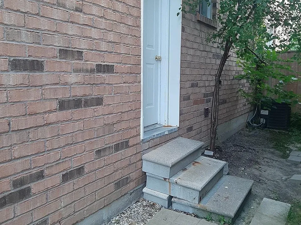 23 Sweet Water Cres #BASEMENT