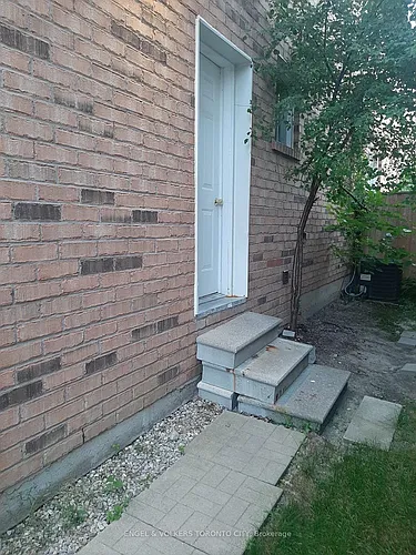 23 Sweet Water Cres #BASEMENT Photo 1 23 Sweet Water Cres #BASEMENT Photo 1
