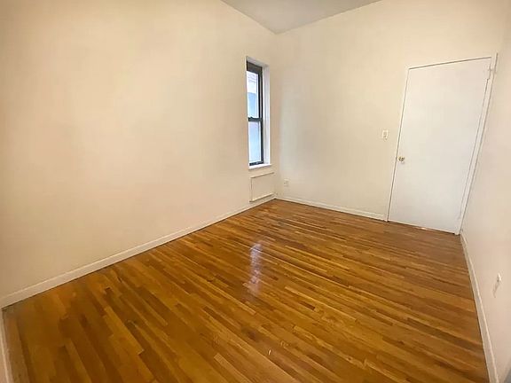 4th image of 205 E 14th St APT 3D