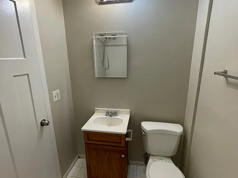 5129 S Harper Ave — Photo 7
